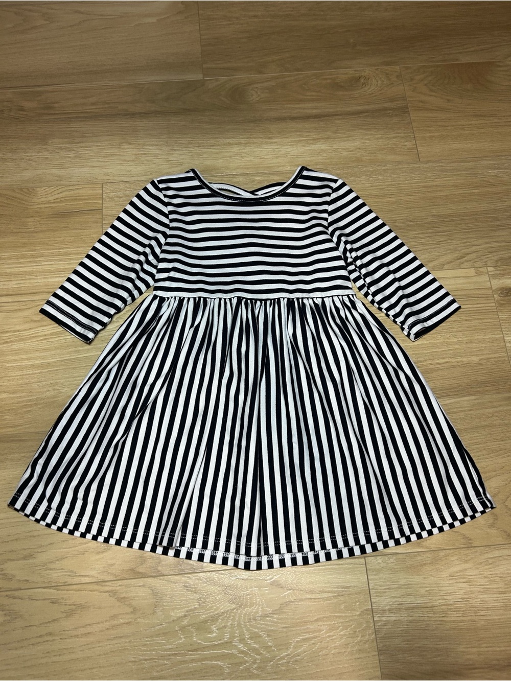 Girls Black & White Striped Long-Sleeve Casual Dress